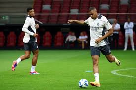 水平的个人 水平的个人